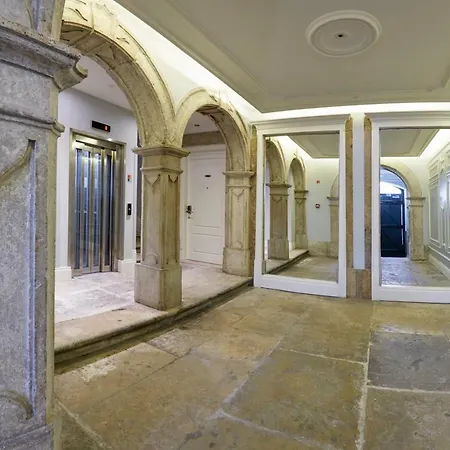 Apartman Downtown Lovers: Madalena's Apartment's